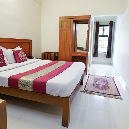 Oyo 9404 Hotel White Fort Mananthavady Ngoại thất bức ảnh
