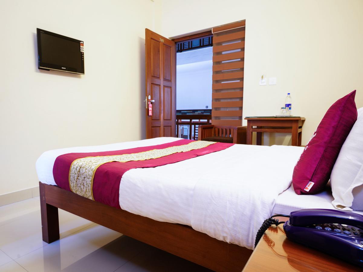 Oyo 9404 Hotel White Fort Mananthavady Ngoại thất bức ảnh