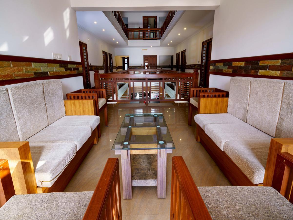 Oyo 9404 Hotel White Fort Mananthavady Ngoại thất bức ảnh